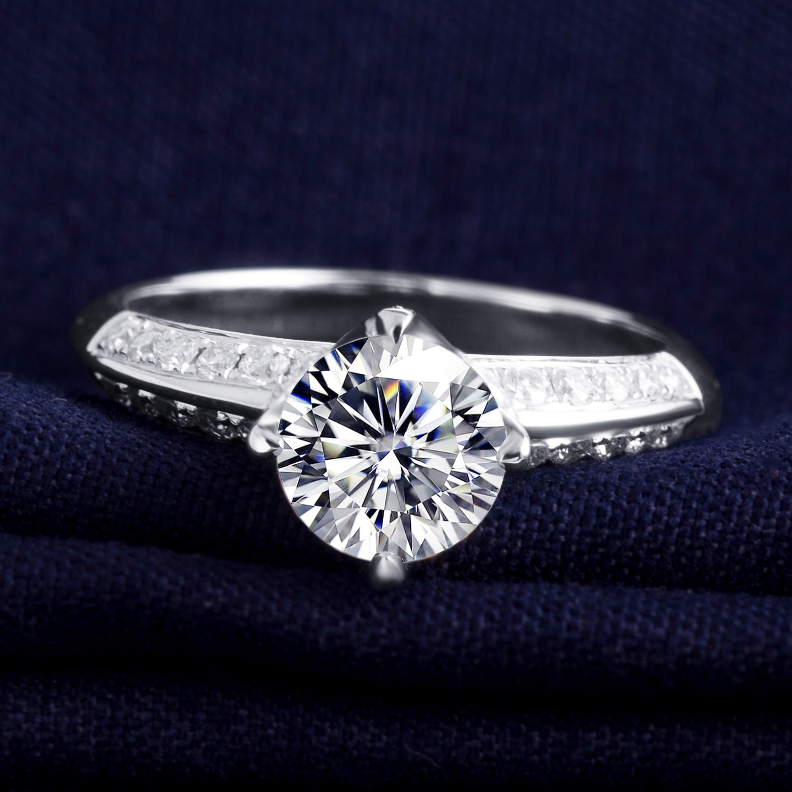 diamantes-naturales-joyas-anillos-comprimiso-joyas-de-laboratorio